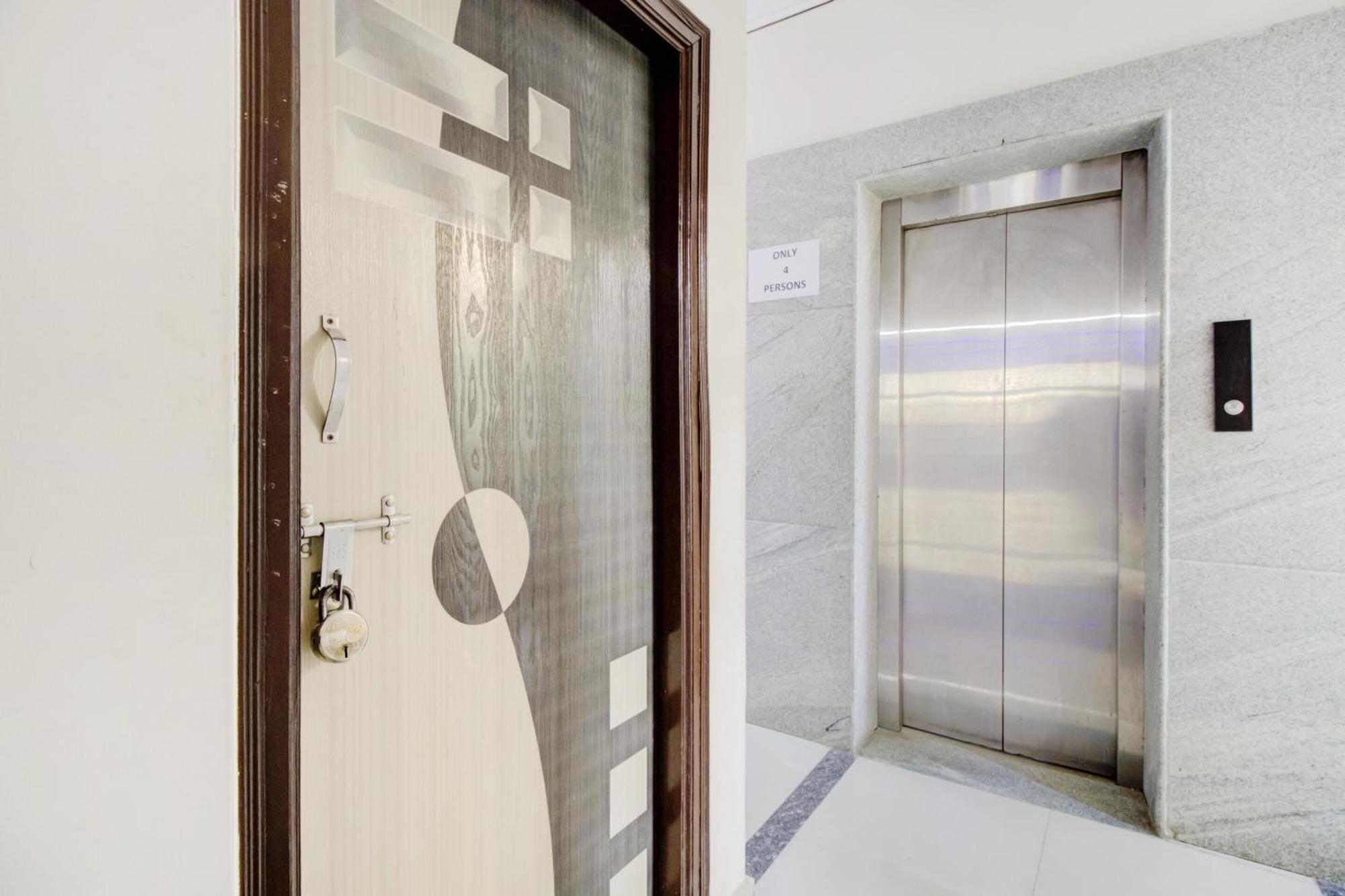 Hotel O Malnad Grand Inn Kumbalgod Buitenkant foto