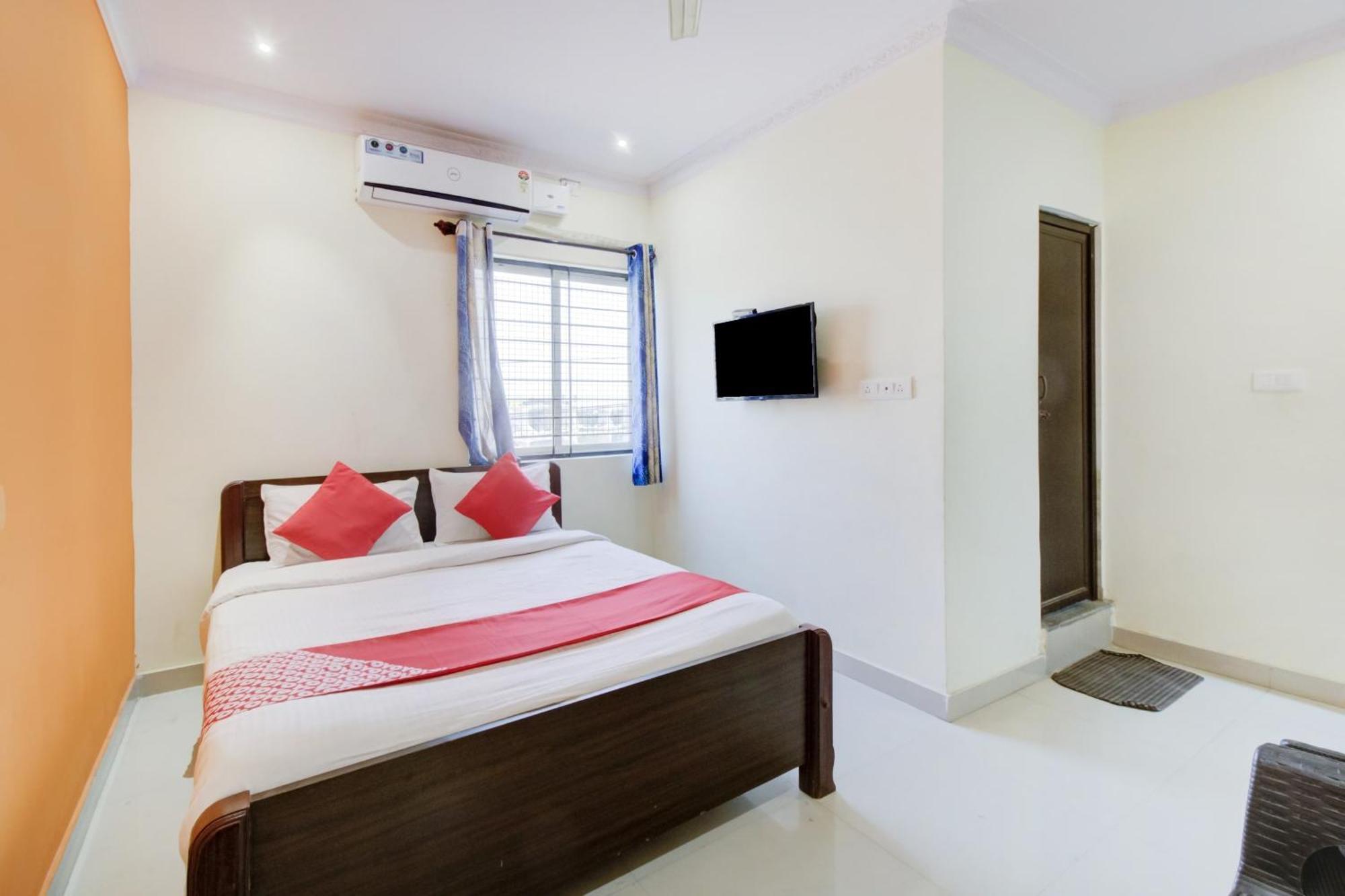 Hotel O Malnad Grand Inn Kumbalgod Buitenkant foto