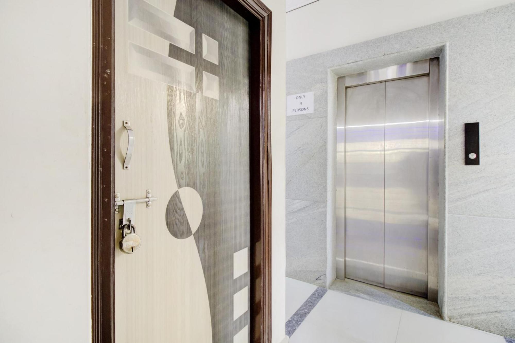 Hotel O Malnad Grand Inn Kumbalgod Buitenkant foto